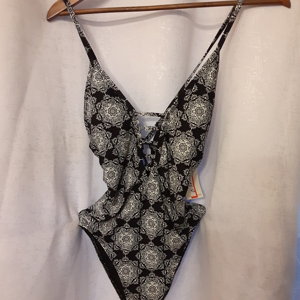 Ella Moss Swimwear